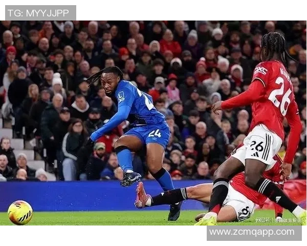 曼联训练情况更新：舍什科因伤缺席马奎尔梅努同样未现身