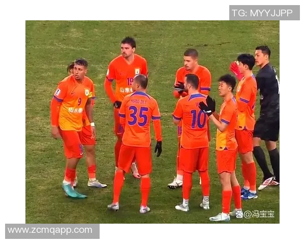 东体分析海港首发仅四名主力中超球队在亚冠中面临实力不足挑战