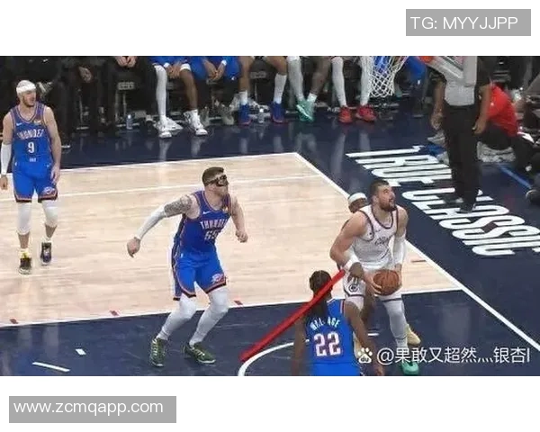 尼克斯与马刺比赛裁判报告揭示争议判罚巴恩斯防守未犯规引发热议